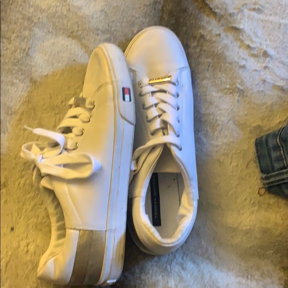 Shoes - Picture 4 of 4